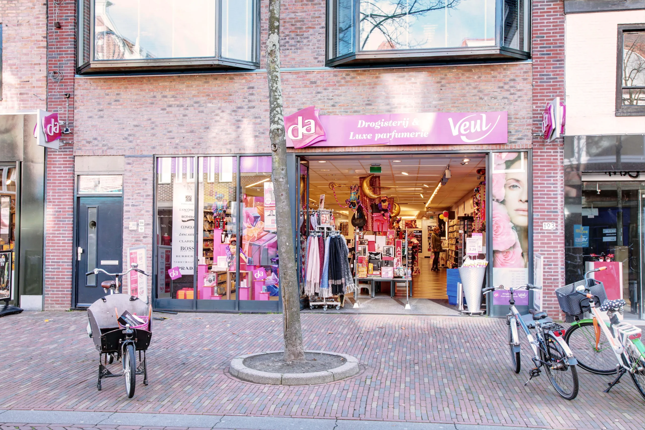 DA & Readshop Sneek